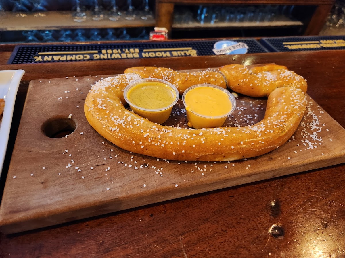 Palmerton Pub & Steakhouse-3